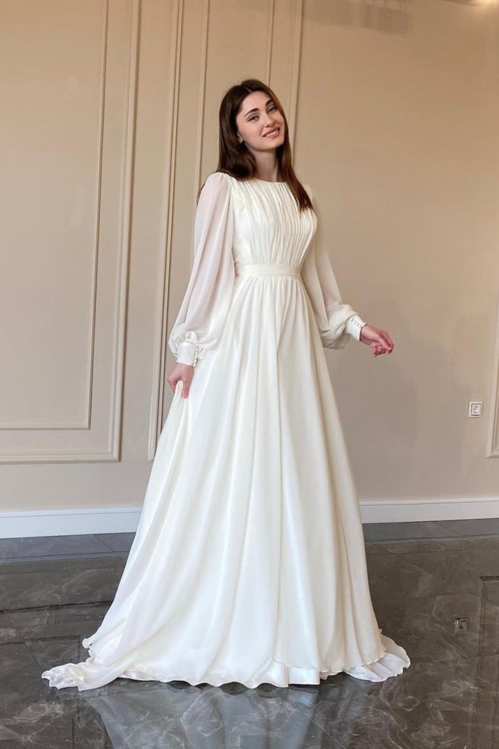 Lantern Sleeve Pearl Dress with Relaxed Fit and Layered Outfit Styling