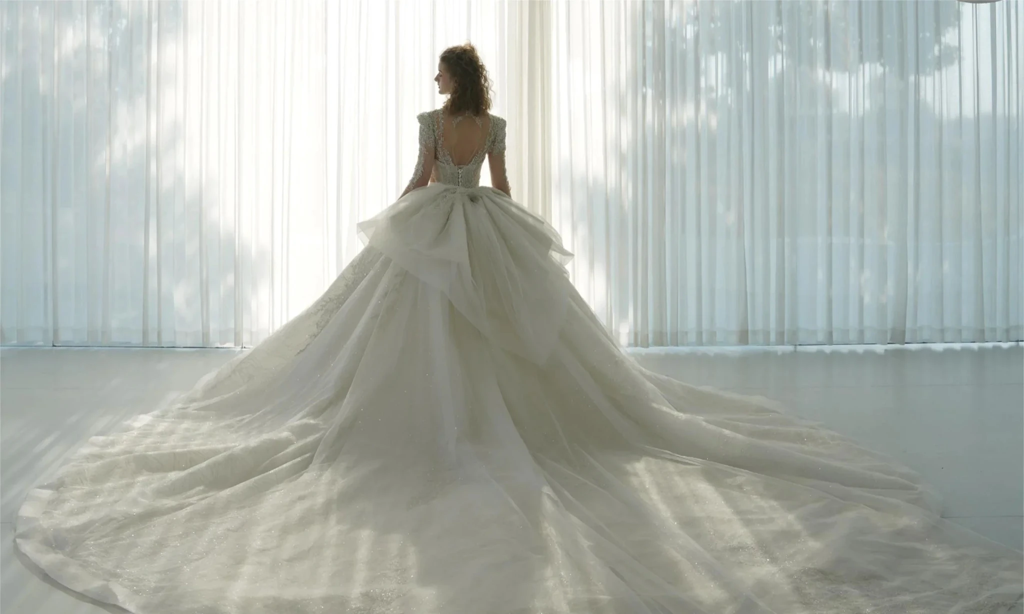 Dazzling Ball Gown Deep V-Neck Tulle Wedding Dress with Beaded Embroidery & Illusion Cut-Out Back Q-6022 (ZD16918)