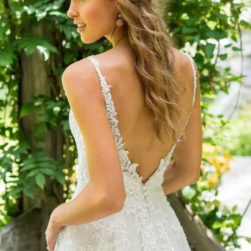 Vestido De Noiva A-Line V Neck Wedding Dress Top Lace Appliques Bridal Dress Custom Made Wedding Gown Sweep Train (ZD13292)