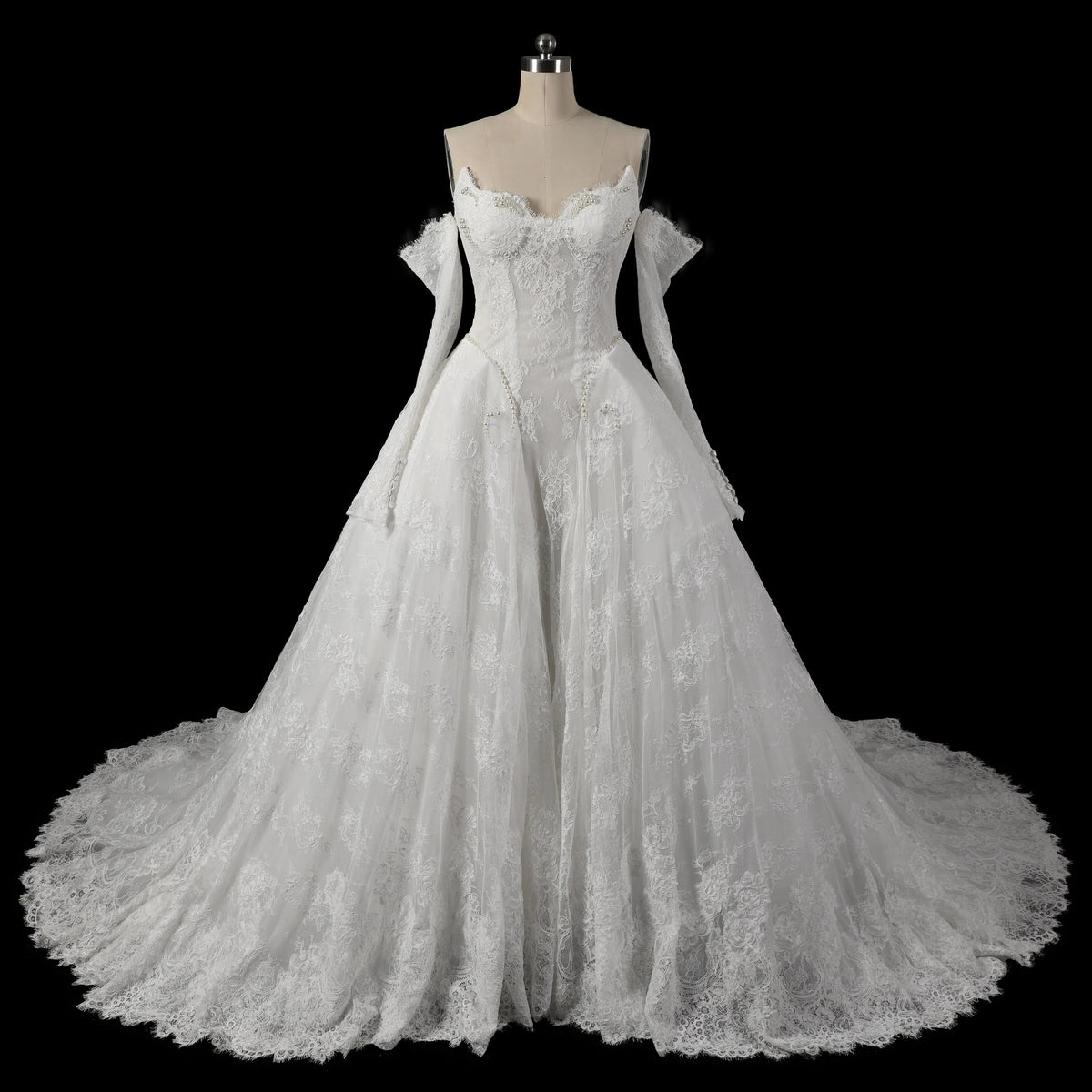 Off White Luxury Ball Gown Wedding Dress Beaded With Veil ZP035