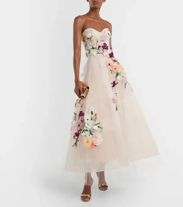 Pretty Gala Prom Dresses A Line Strapless Princess Special Occasion Gowns 3D Flowers Celebrity Formal Dress