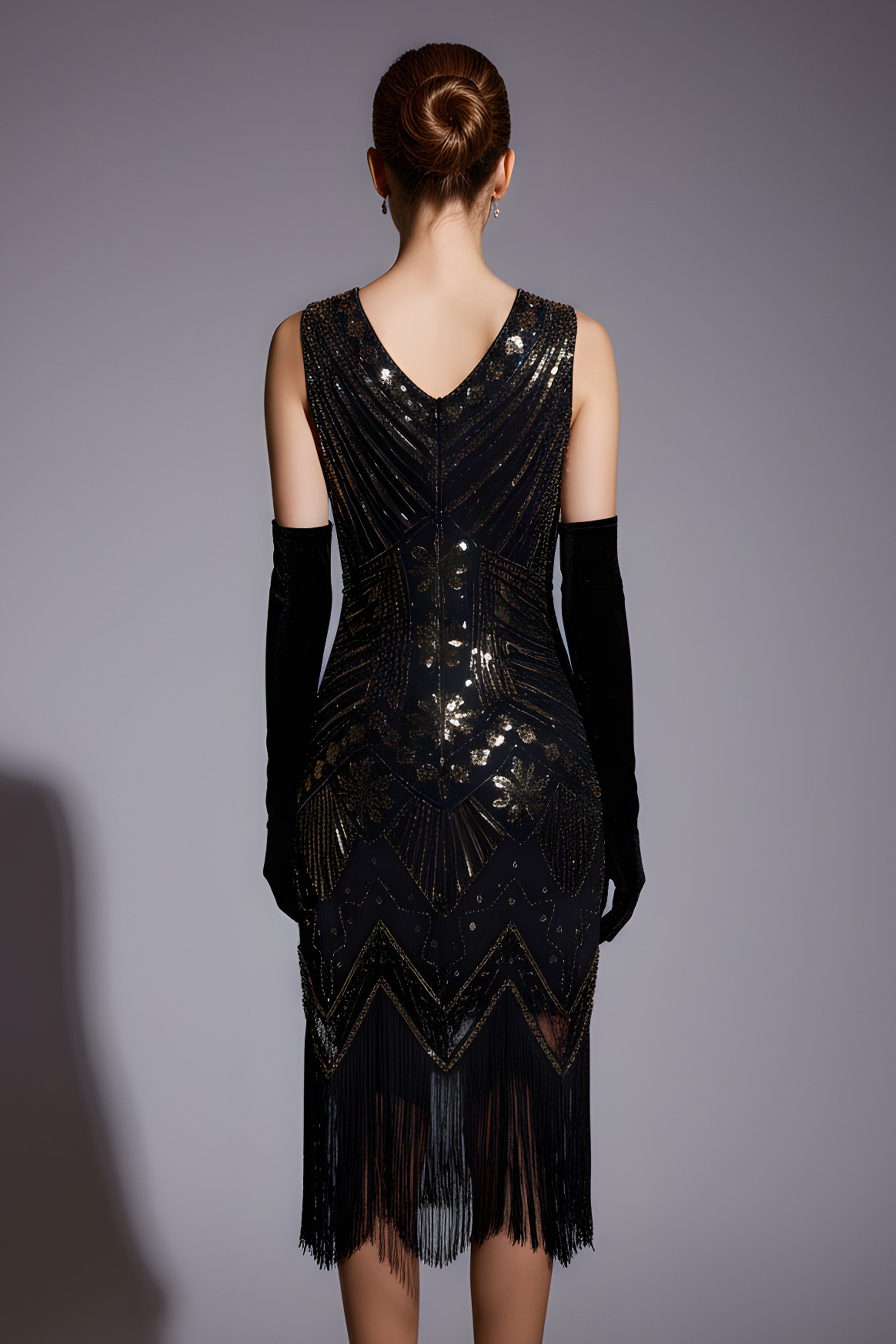 Vintage Art Deco Sequin Embellished V-Neck Fringed Flapper Dress
