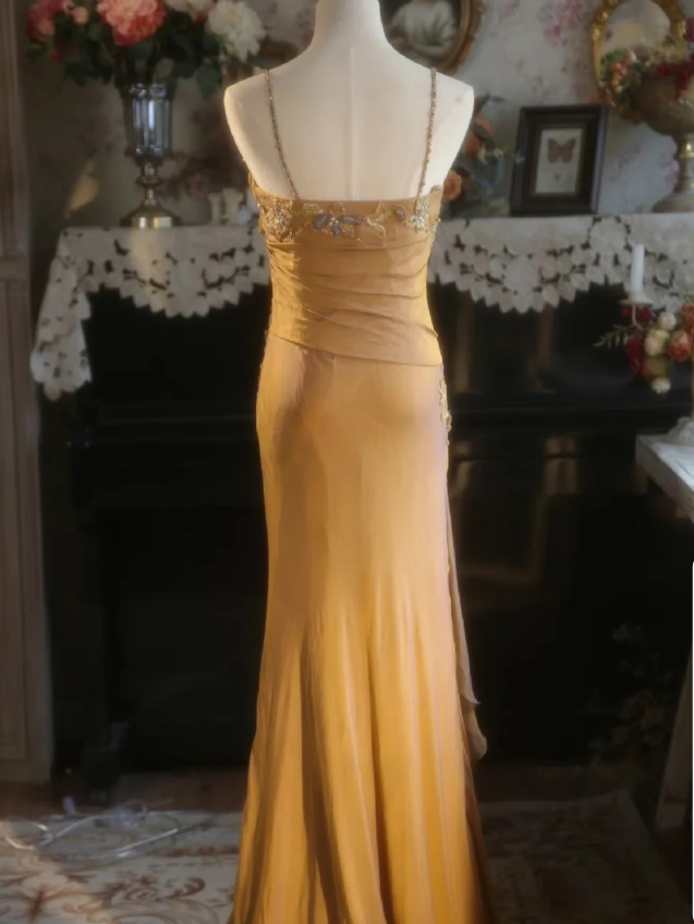 Elegant Ginger Yellow Mermaid V-neck Beaded Embroidered Satin Prom Dress Evening Dress