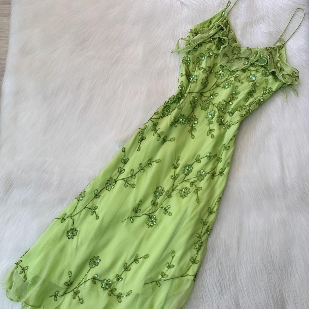 Glamorous Pale Green Spaghetti Straps Chiffon Beaded Sequin Long Evening Dress Prom Gown