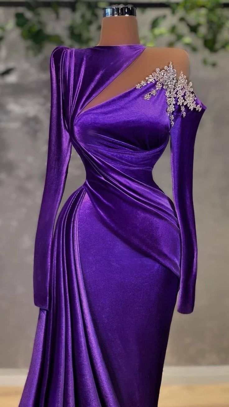 Purple Velvet Long Sleeve Evening Dress Arabic Style Cut Out Party Dress Women Dresses Y4933 - VelvetHem