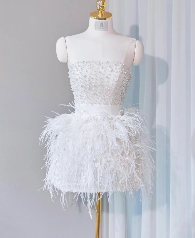Luxury Strapless Pearls Feathers Homecoming Dress White Short Birthday Dress - FashionDia