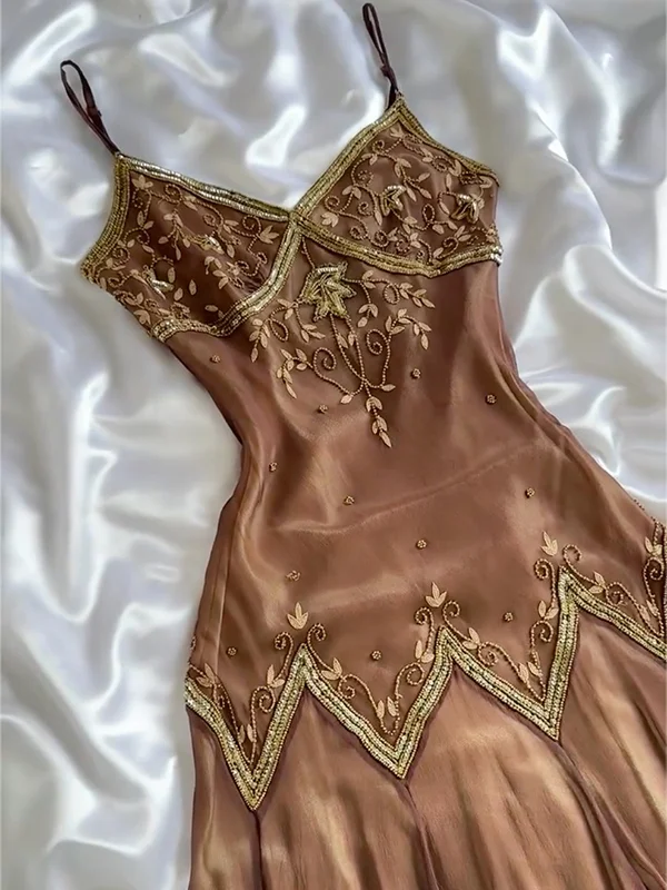 Vintage Spaghetti Straps V-Neck Brown Tulle Beaded Short Prom Dress Formal Homecoming Dress - View 2 | FashionDia