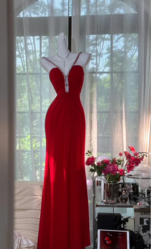Charming Red Spaghetti Straps Chiffon Beaded Mermaid Evening Dress Backless Long Prom Gown - FashionDia
