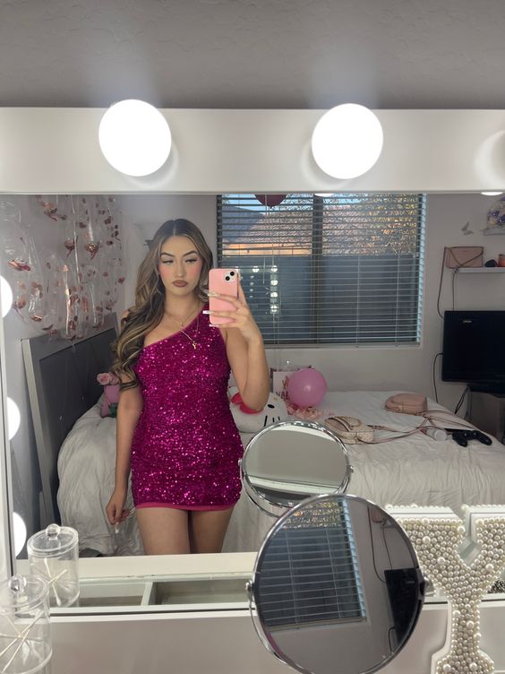 Elegant Sequin Homecoming Dress,Short Party Gown