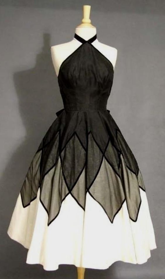 A-Line Halter Satin Short Homecoming Dresses - FashionDia