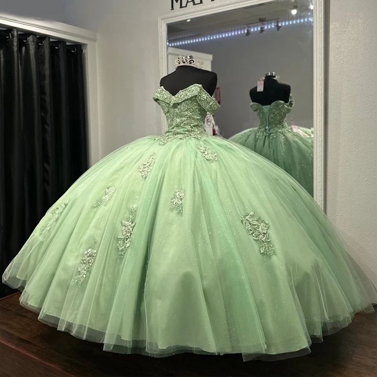 Luxury Sage Green Mexican Quinceanera Dresses Applique Lace Prom Gown - FashionDia