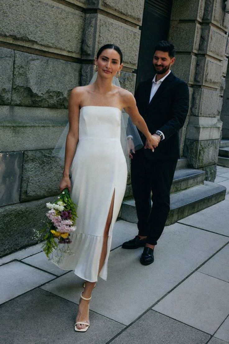 Simple Strapless Sleeveless Satin Sheath Midi Wedding Dress With Slit    fg6333