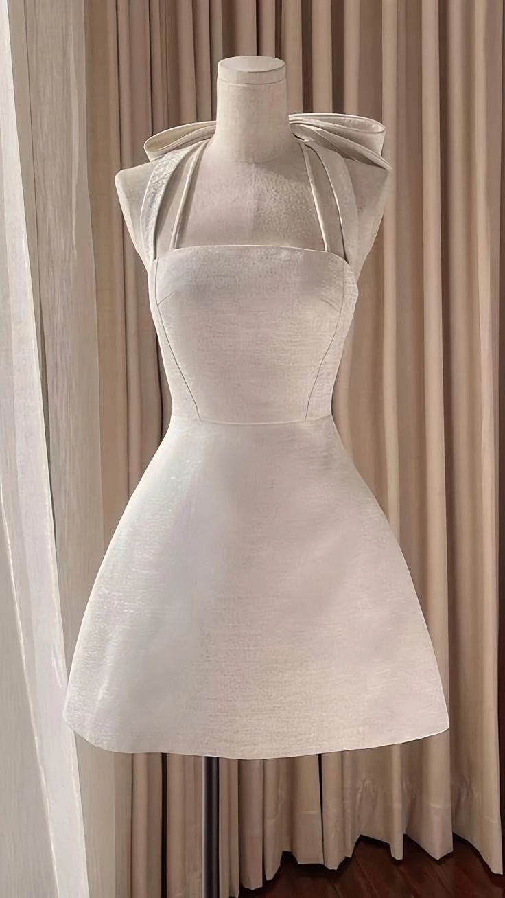 Elegant Halter A-Line Short Prom Dress Formal 8th Grade Homecoming Dress - FashionDia