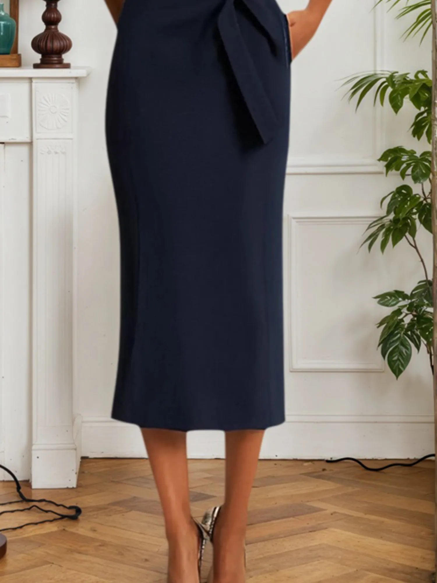 Work Dress Dark Blue V-Neck Sleeveless Midi Dress