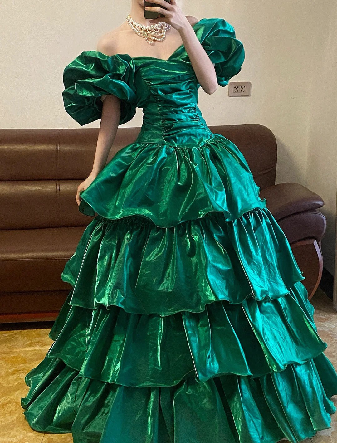 Emerald Green Off-the-Shoulder Long Prom Dresses Vintage Formal Evening Dress - FashionDia
