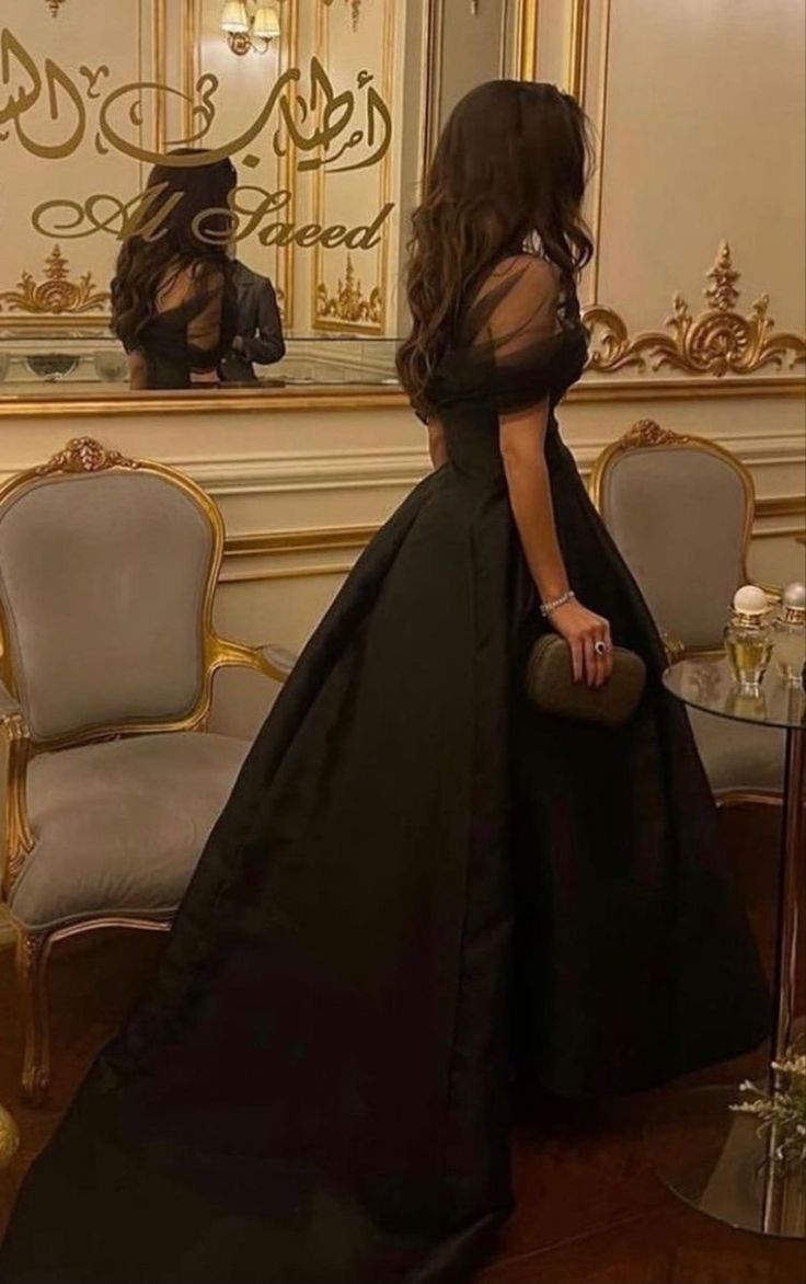 Vintage Black Ball Gown Prom Dress - Long Satin Off Shoulder Evening Gown for Special Occasions