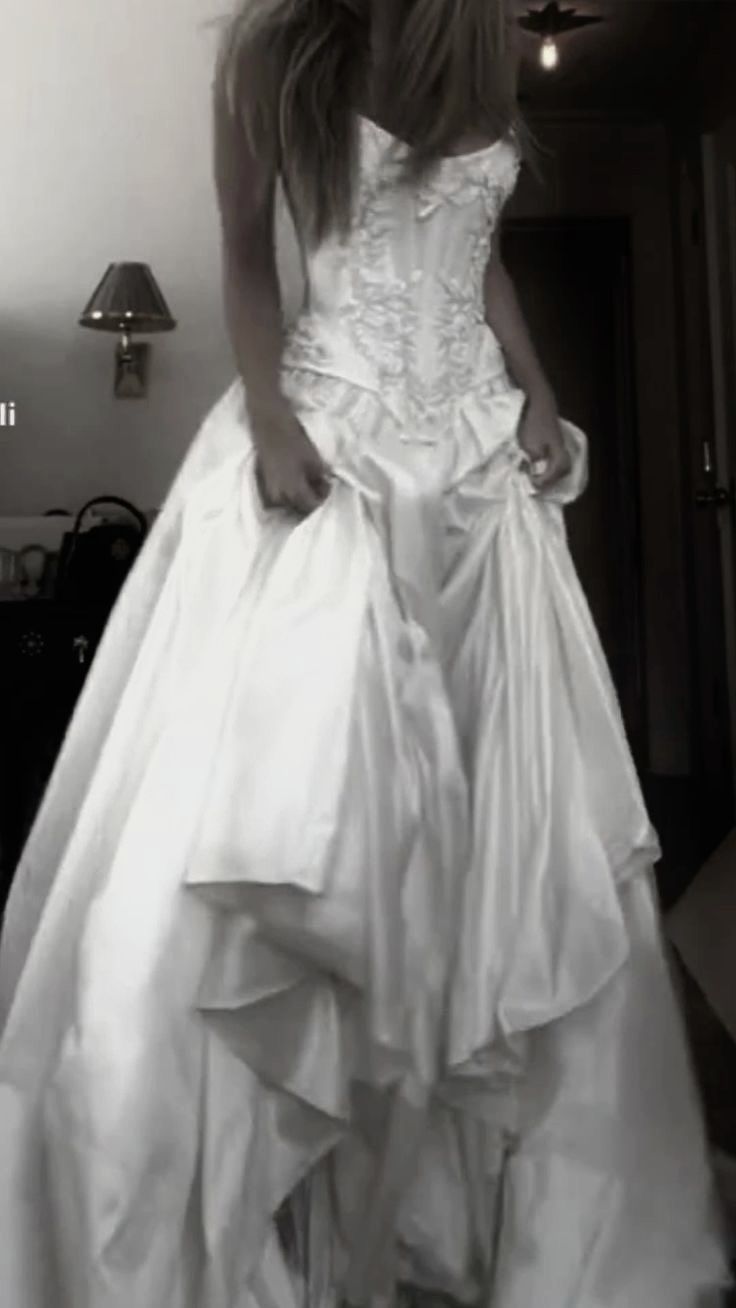 A Line Lace Up Back Strapless Wedding Dresses,Simple Bridal Gowns,Long Beautiful Bridal Gown      fg8071