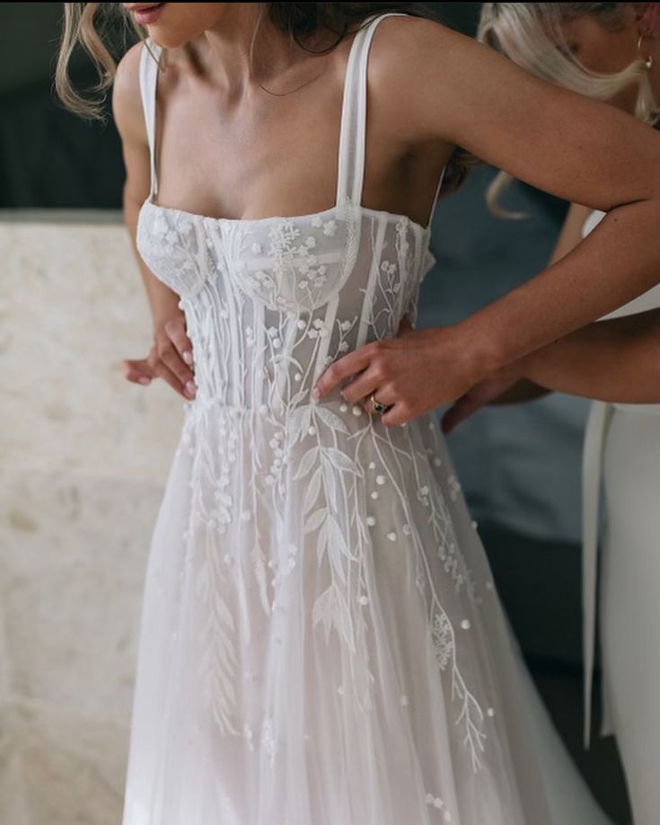 A-Line Straps Tulle Long Wedding Dress Princess Bridal Gown - FashionDia