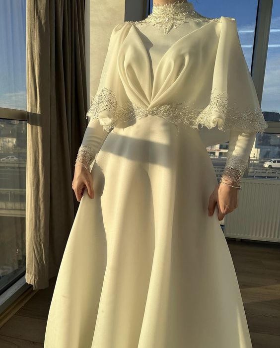 Dubai Formal Event Dresses Saudi Arabia Women's Prom Dresses High Neck Beadings Floor-Length Evening Dresses