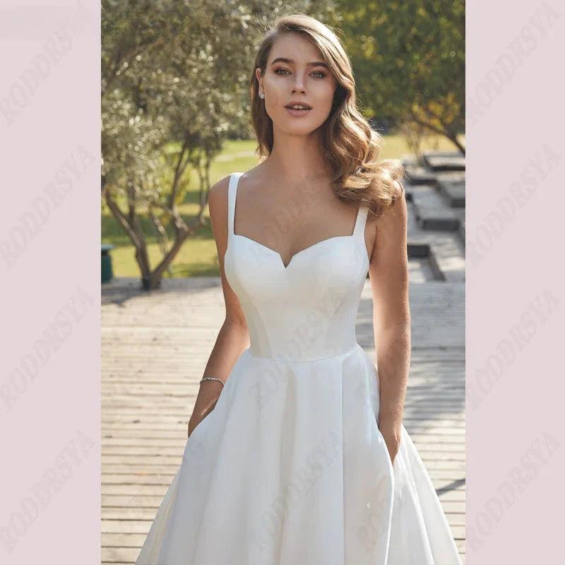 Civil V-Neck Wedding Dresses Square Collar Satin Bridal Gowns A-line Backless Buttons Bride Party Spaghetti Straps (ZD13514)