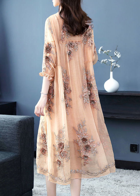 Beautifully Crafted Dress in a Classic Style