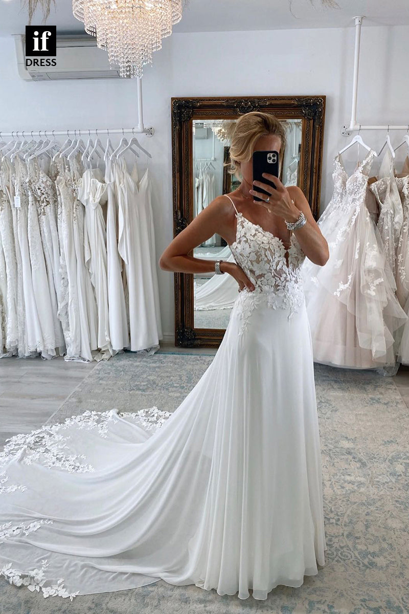31544 - Attractive A-Line Spaghetti Straps V-Neck Lace Tulle Wedding Dress
