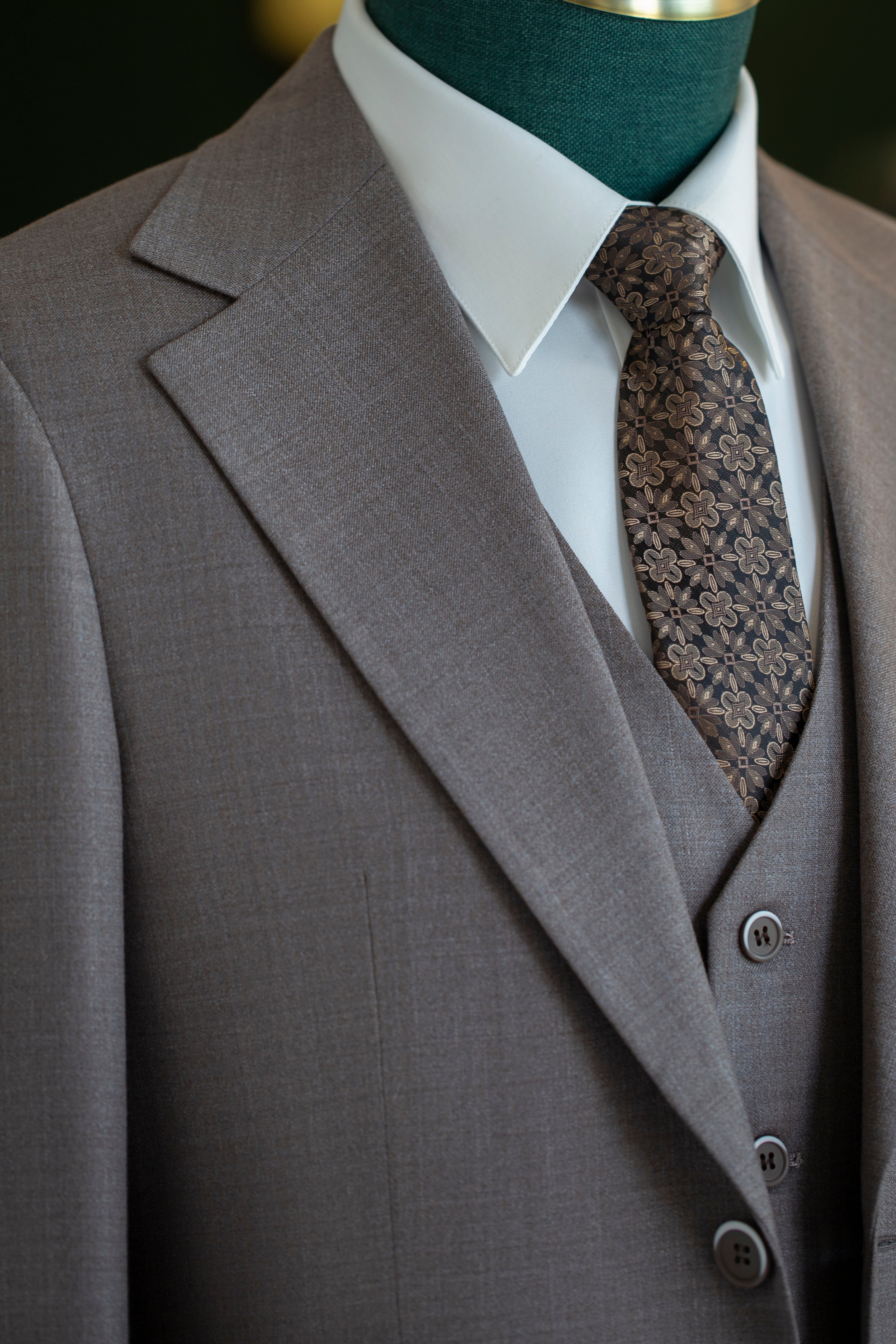 Taupe Wool 3 Piece Wedding Suit For Groom And Groomsmen Tailored Fit (ZD17111)