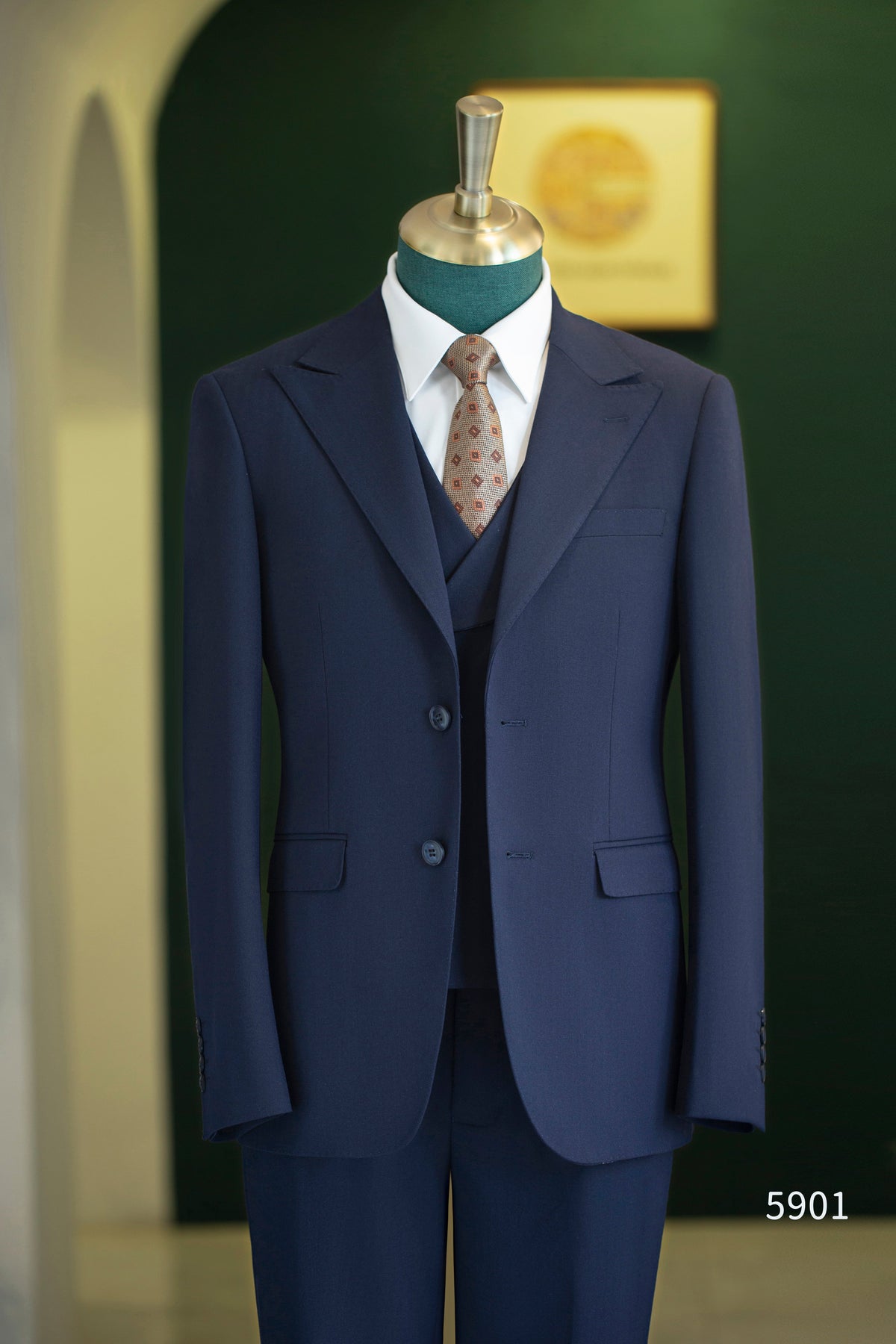 Navy Blue Wool 3-Piece Wedding Suit | Tailored Groom & Groomsmen Attire by 男装