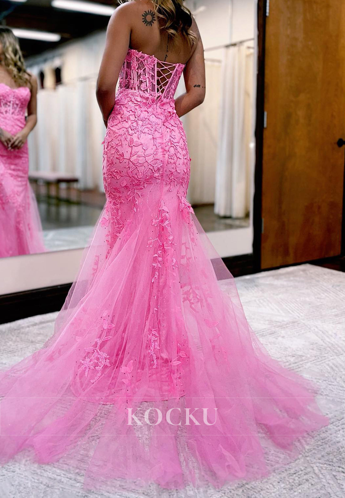 Graceful Sweetheart Mermaid Sleeveless Beaded Lace Party Prom Dress with Appliques