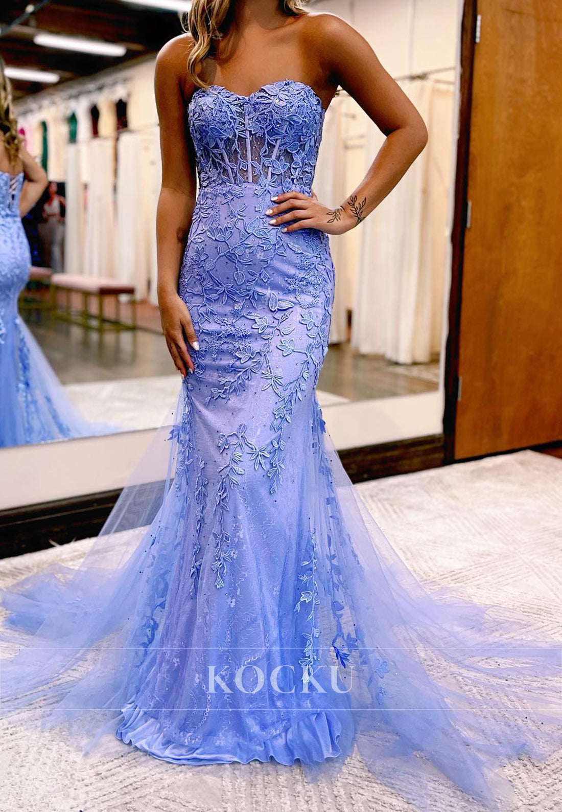 Graceful Sweetheart Mermaid Sleeveless Beaded Lace Party Prom Dress with Appliques
