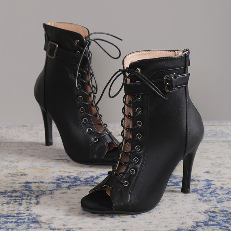 Beautifully Crafted Orthopedic Shoes