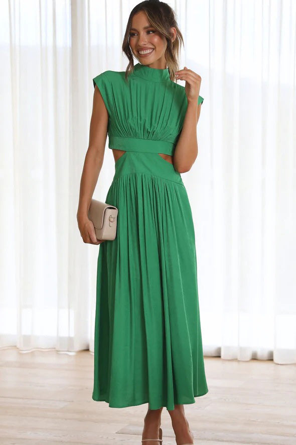 Effortless Rafaela Holiday Midi Dress with Cut Out Waist and Pockets Chic Silhouette Collection