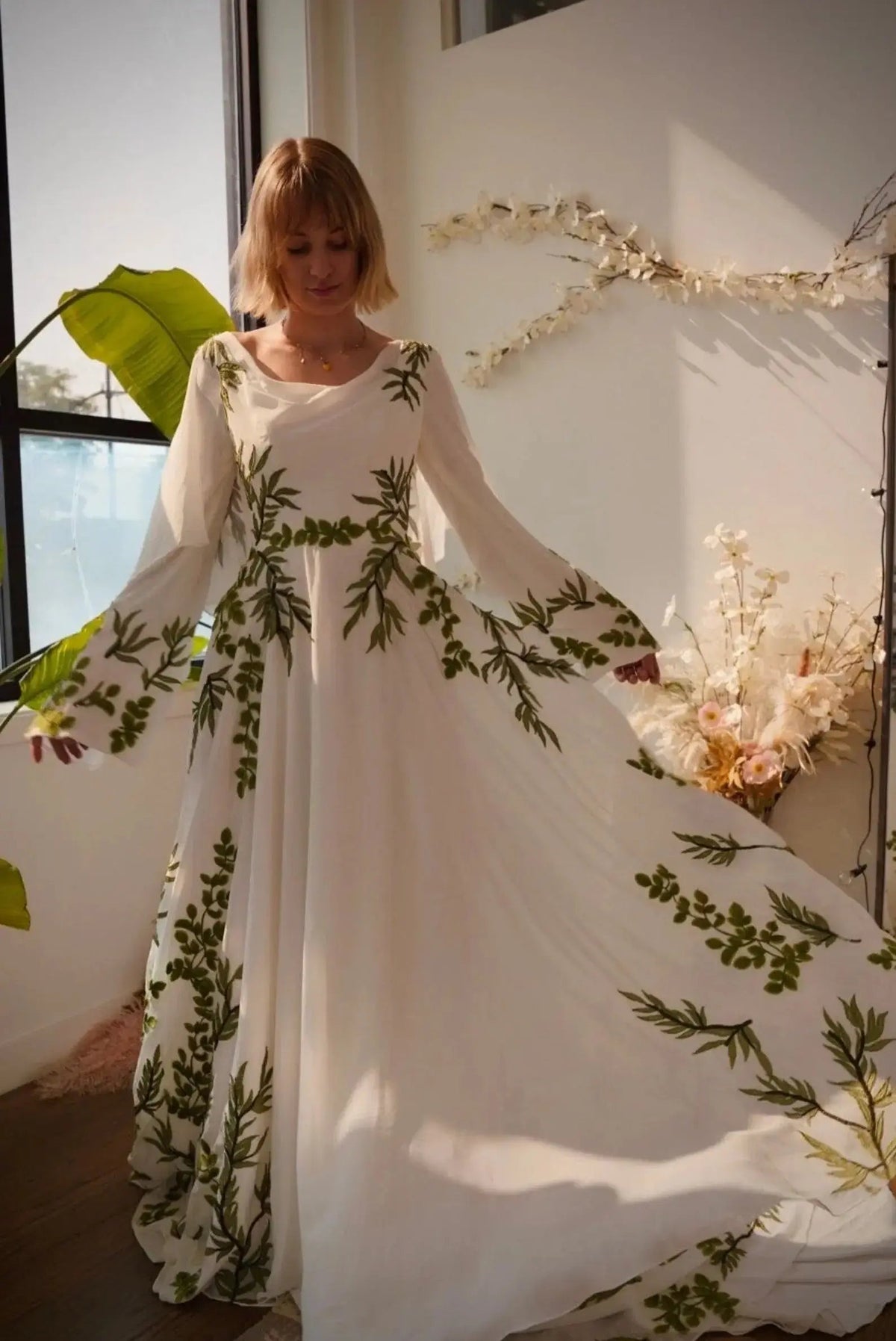 Luxury White & Green Botanical Print Cape Boho Train Wedding Dress ZP160