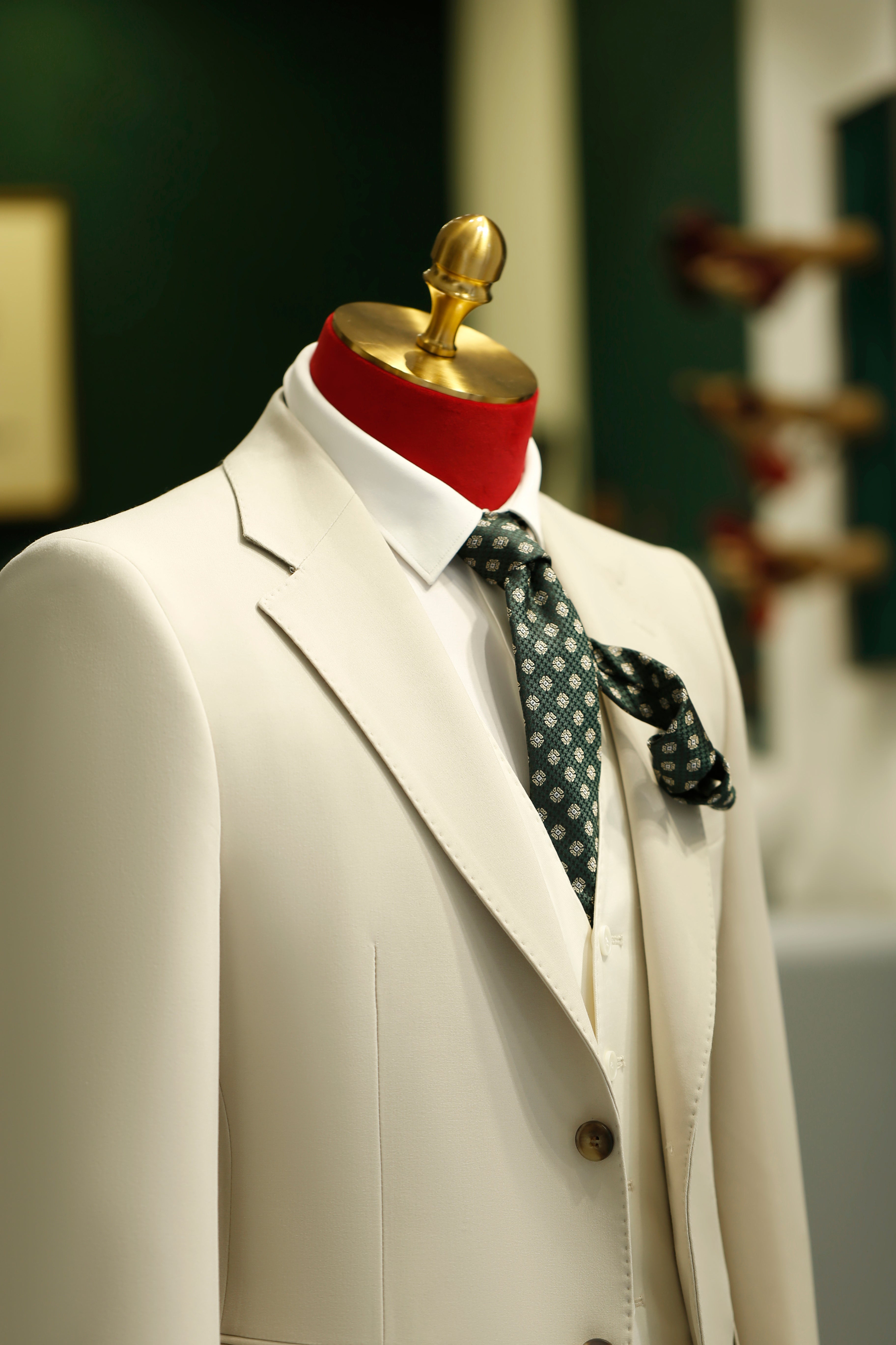 Cream Three Piece Wool Suit For Summer Wedding Groom Attire (ZD17093)