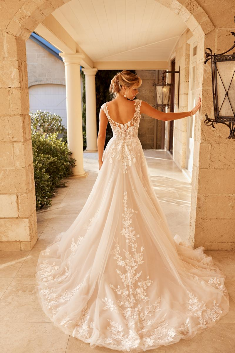 Elegant Wedding Dress For Women V-Neck Cap Sleeve Lace Appliques Vestidos De Novia With Button Sweep Train (ZD14081)