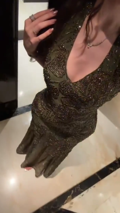 Vintage Halter Dark Green V Neck Chiffon Beaded Mermaid Party Dress Long Prom Dresses