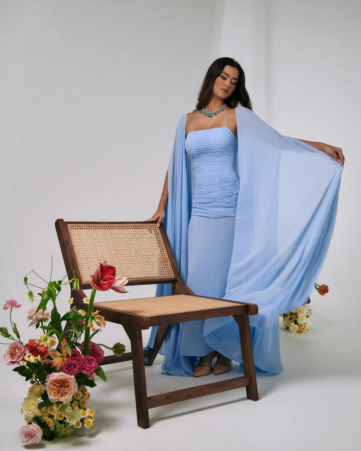 Elegant Sky Blue Chiffon Prom Dress Mermaid Long Cape Sleeves Pleated Formal Evening Dress Floor Length Party Gowns