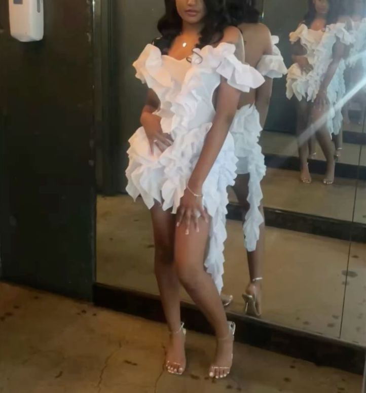 Elegant White Sheath Off-the-Shoulder Short Prom Homecoming Dresses - FashionDia
