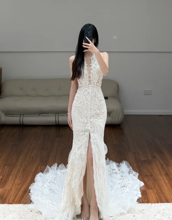 V Neck White Lace Mermaid Wedding Dress Sexy Wedding Gowns