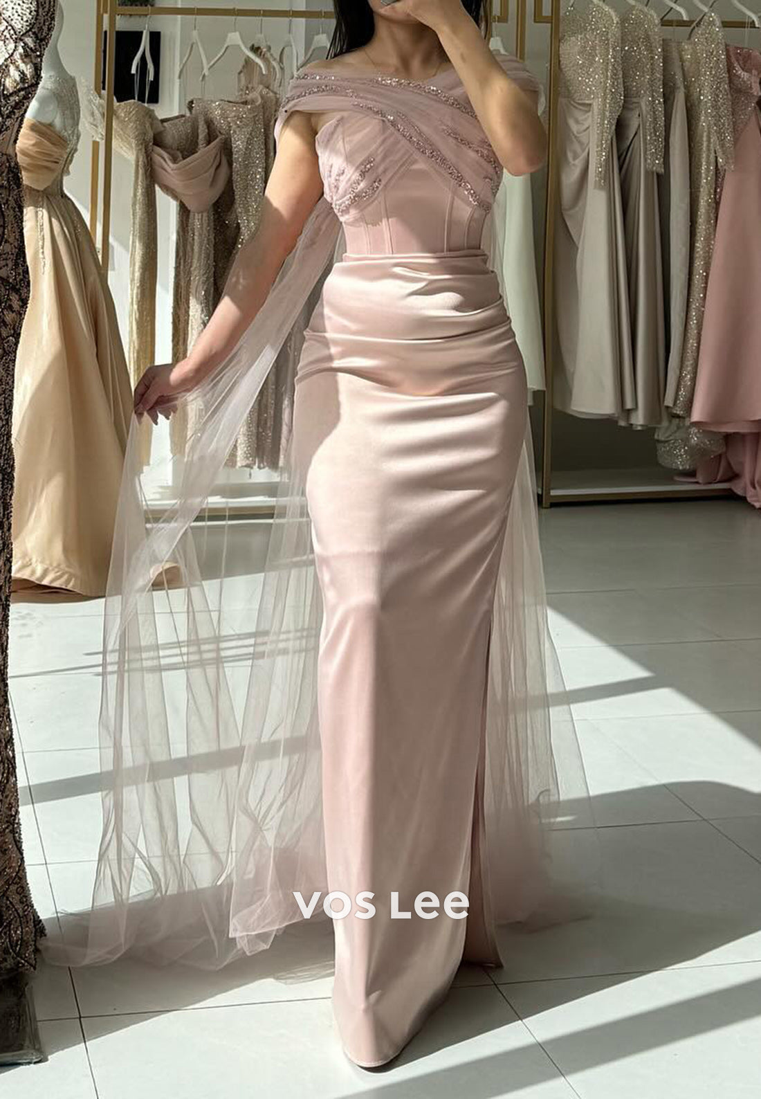 Elegant  Gown Column Floor-Length Asymmetrical Neck Evening Formal Dresses