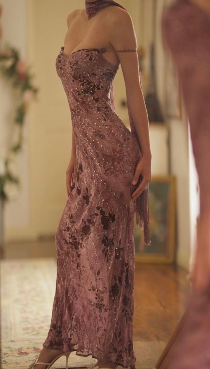 Vintage Spaghetti Straps Long Prom Dress Sexy Backless Party Evening Dress