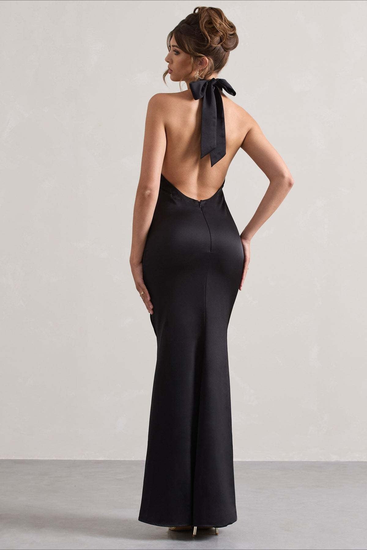 Slim Fit Halter Dress with Relaxed Fit and Seasonal Wardrobe Essential