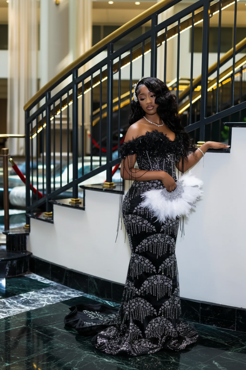 Luxury Glacial Silver Beaded Prom Dress – Crystal Fringe Mermaid Gown with Feather Accents | 2026 Couture Evening Collection (ZD17400)