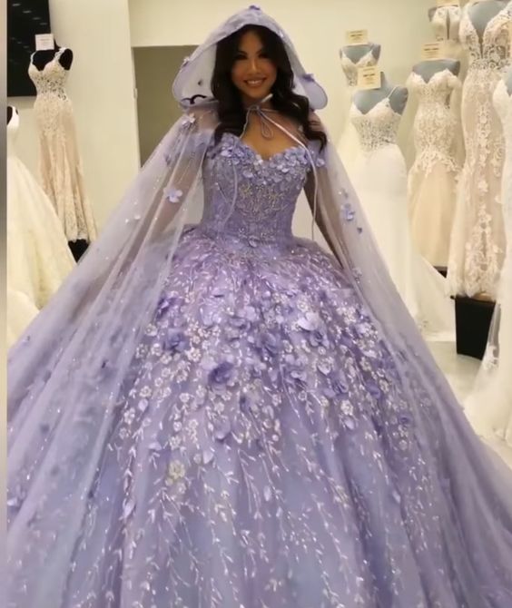 Lavender Princess Quinceanera Dress Ball Gown Lace Appliques Corset Sweet 15 Prom Dresses