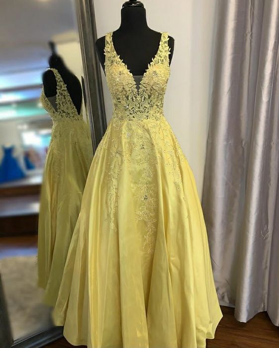 Stunning prom dresses, Classy prom dresses, Yellow Prom dress