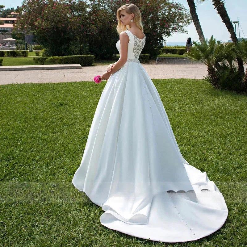 Elegant Women's Wedding Dresses V-Neck Lace Appliques Beads Belt Satin Buttons Back A-Line  2023 Vestido De Noiva Bridal Gowns (ZD13539)