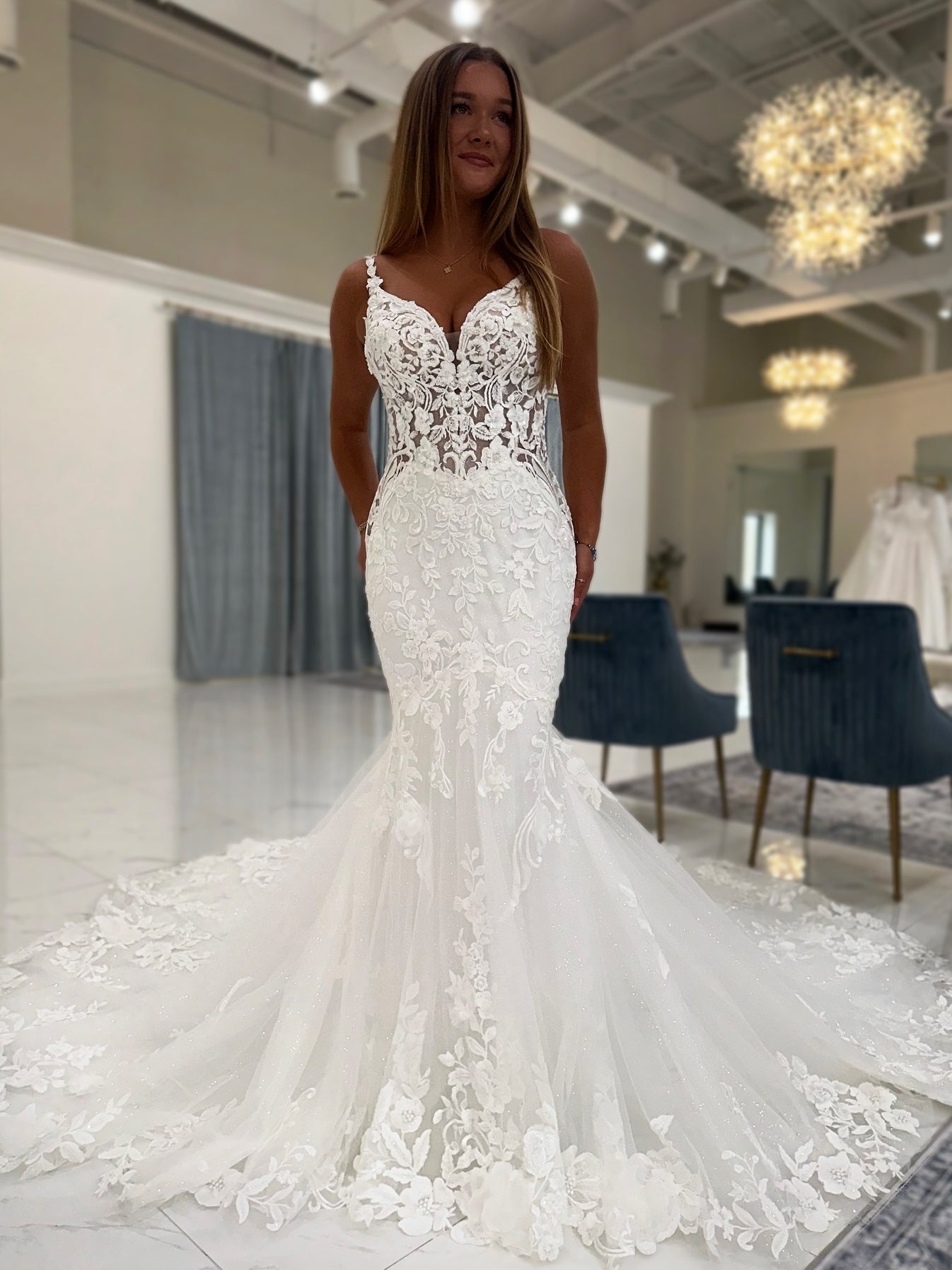 Illusion Bodice Floral Applique Mermaid Wedding Dress With Tulle Lace Train