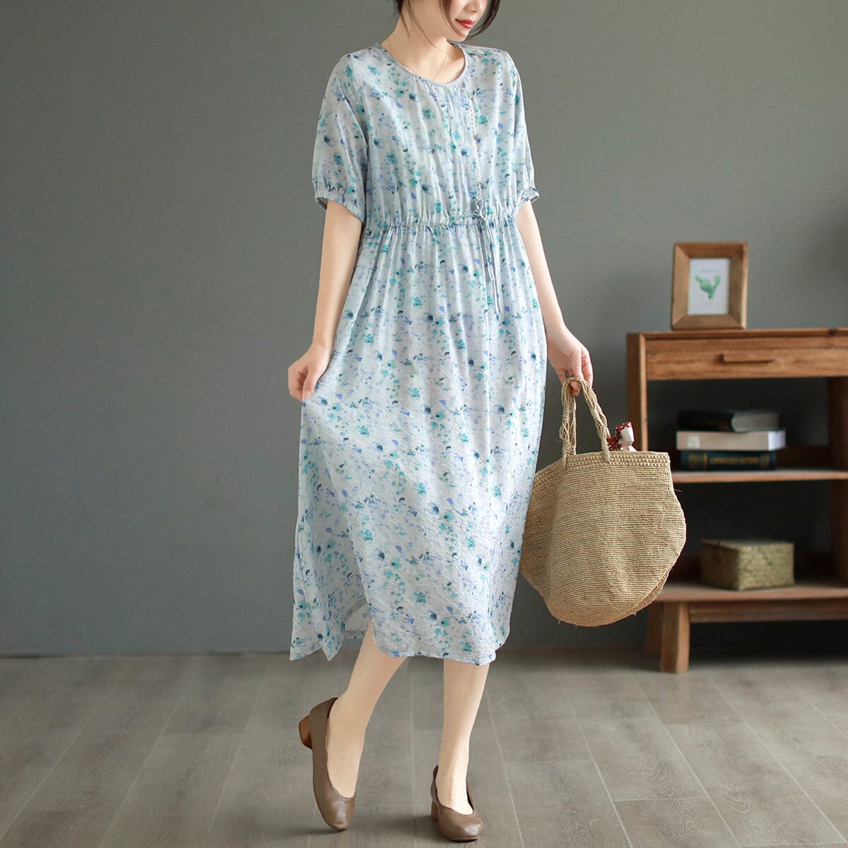 Sophisticated Dress with a Clean Classic Look