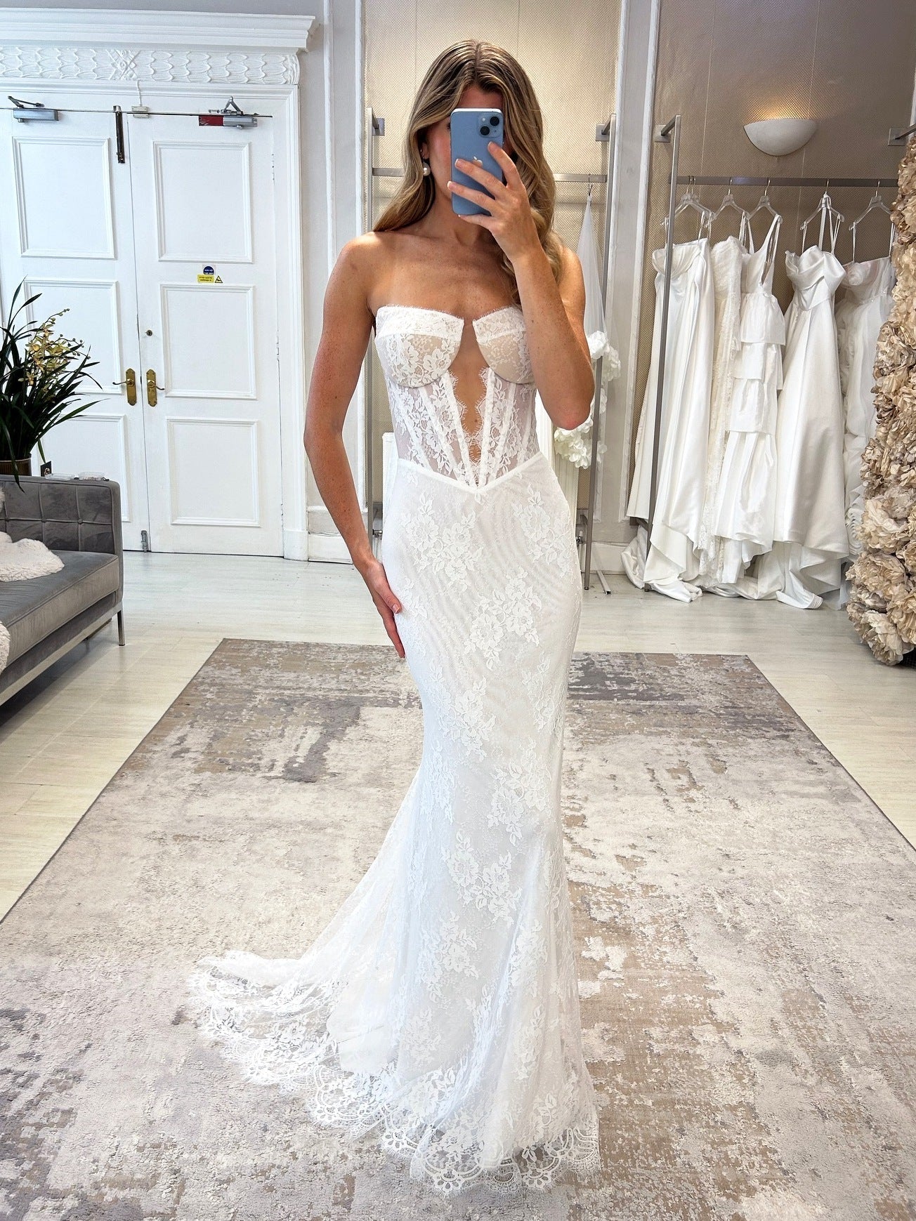 Sweetheart Allover Lace Mermaid Wedding Dress Structured Corset Bodice