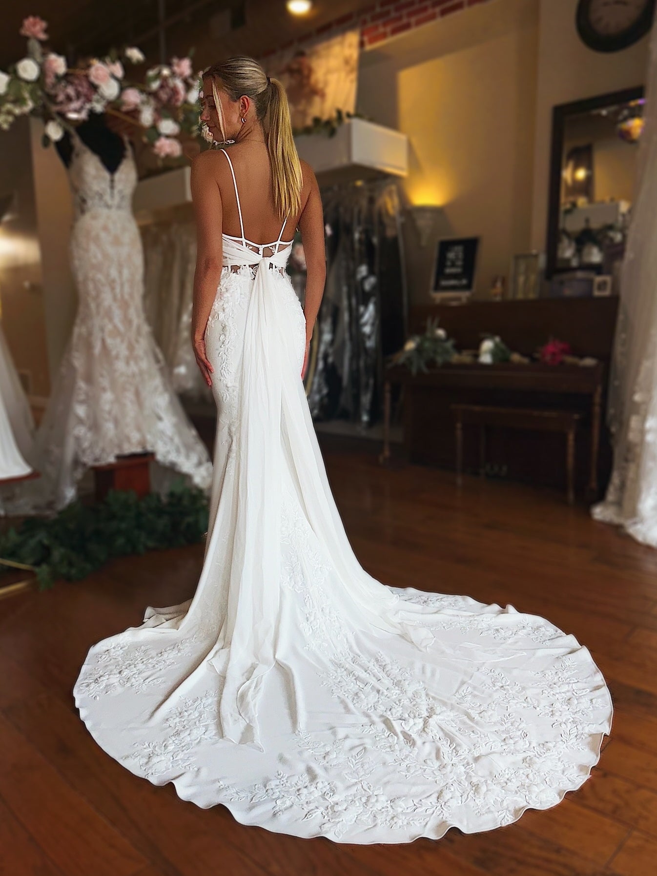 Spaghetti Strap V-Neck Floral Lace Open Back Mermaid Wedding Dress